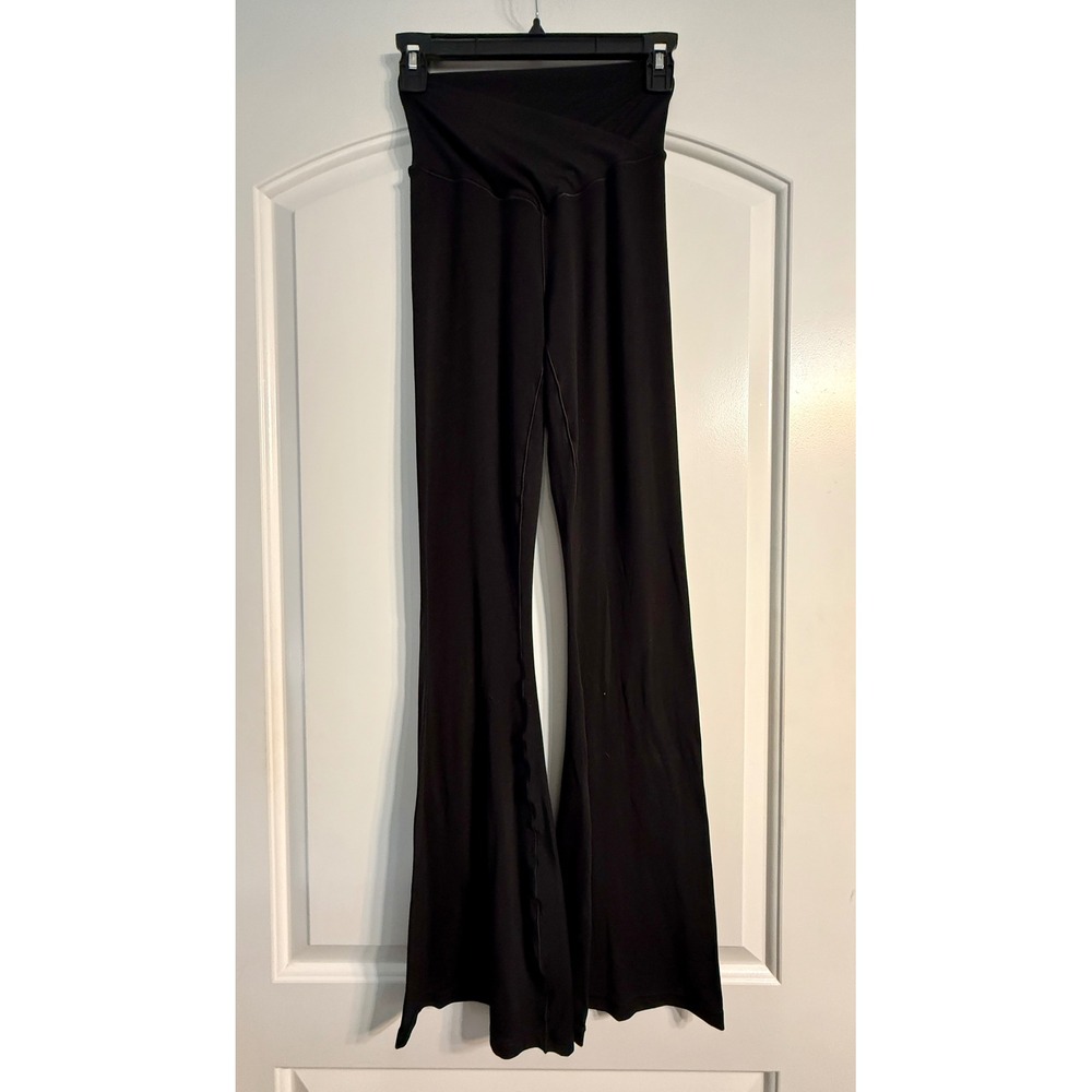 OFFLINE by Aerie Flare Leggings Medium Black Crossover High Rise Yoga Athleisure